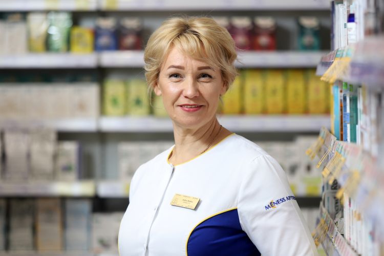 Kāpēc farmaceitei vajag bites?