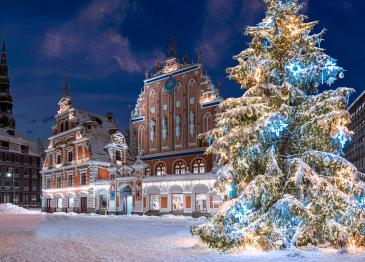 Darba laiks Vecgada vakarā un jauno 2026. gadu sagaidot